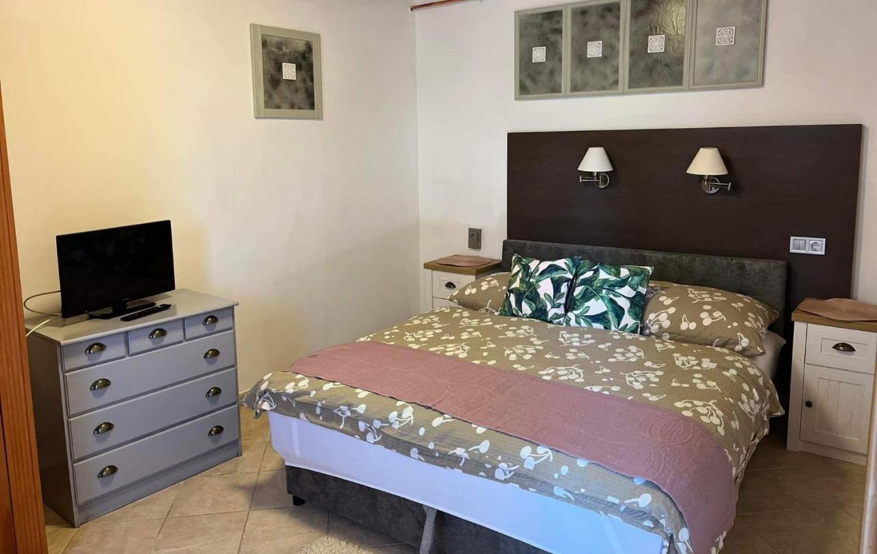 Appartement Rozsa *